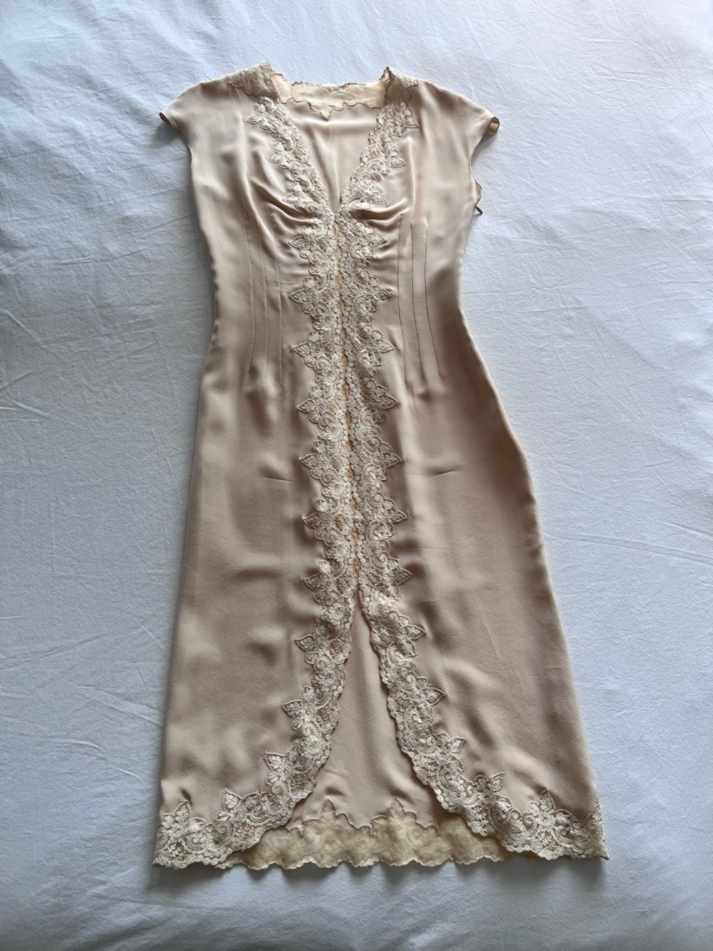 Chloe-Karl Lagerfeld Era Silk Cream Lace-Front Sheath  Dress